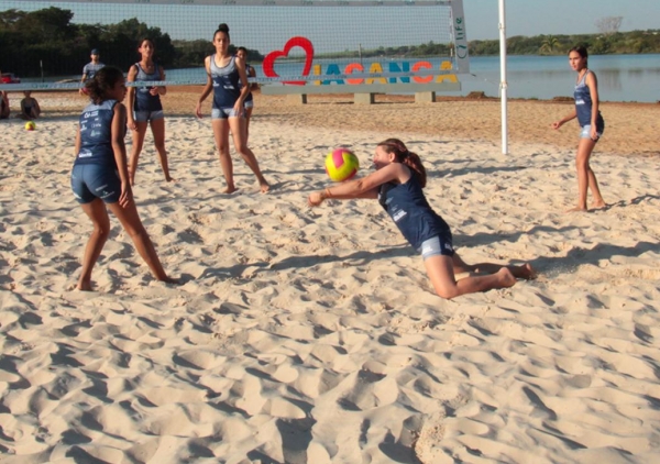 Vôlei de Praia - Formando Cidadãos